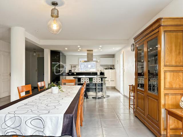 Vente Maison 6 pièces 168 m2 Cesson sevigne
