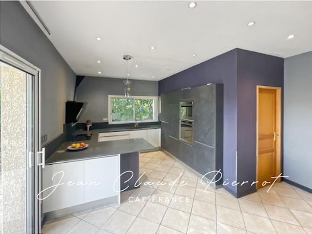 Vente Maison 6 pièces 168 m2 Clarensac
