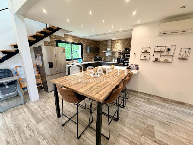 Vente Maison 6 pièces 168 m2 Varès