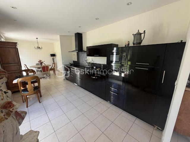 Vente Maison 6 pièces 169 m2 Magny le Hongre