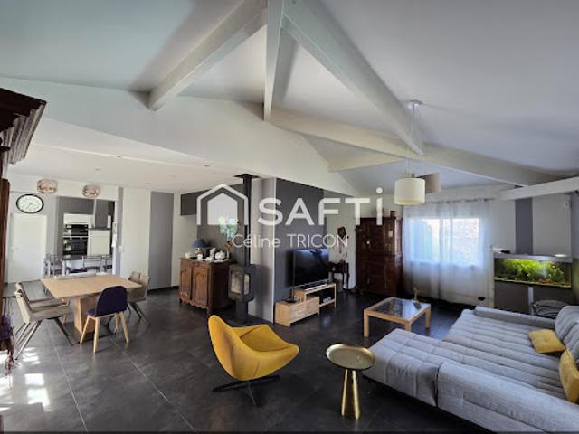 Vente Maison 6 pièces 169 m2 Ludon Médoc