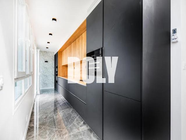 Vente Maison 6 pièces 169 m2 Puteaux
