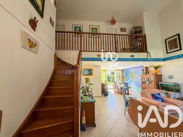 Vente Maison 6 pièces 169 m2 Saint Nom la Bretèche
