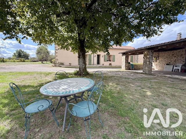 Vente Maison 6 pièces 169 m2 Saint Aubin le Cloud