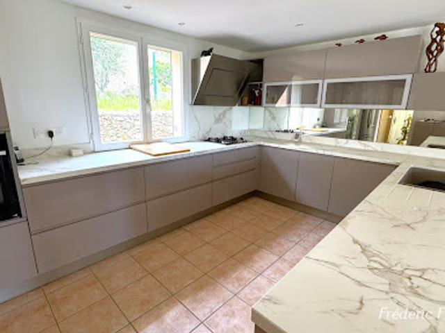 Vente Maison 6 pièces 169.59 m2 Garéoult