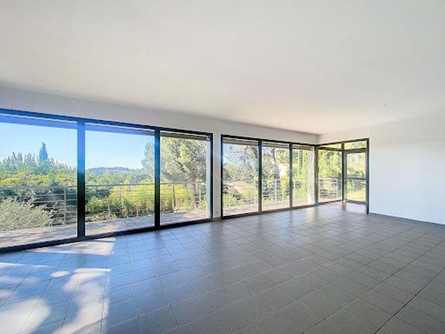 Vente Maison 6 pièces 169.5 m2 Villeneuve les avignon