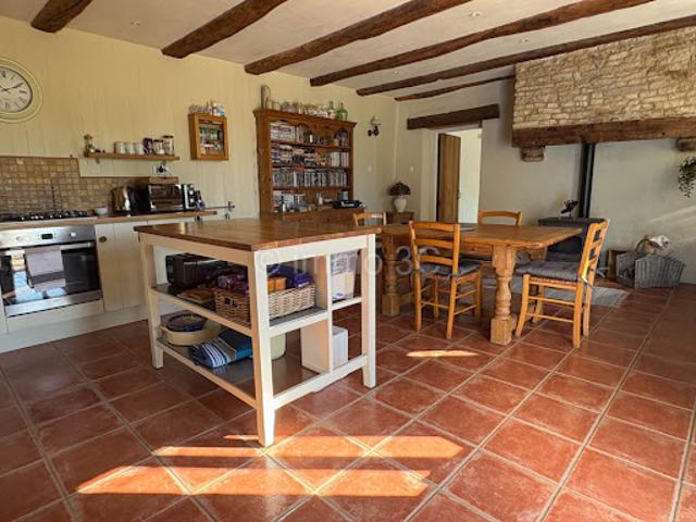 Vente Maison 6 pièces 160 m2 Lezay