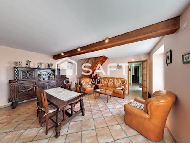 Vente Maison 6 pièces 160 m2 Mombrier