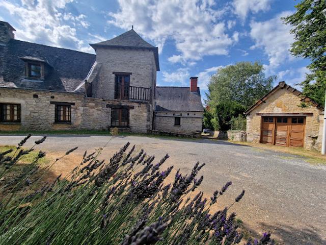 Vente Maison 6 pièces 160 m2 Nadaillac