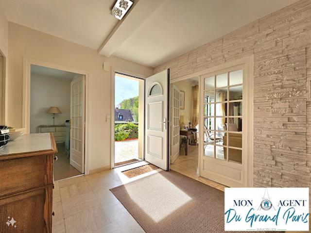 Vente Maison 6 pièces 160 m2 Buc
