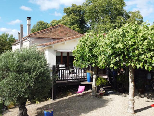 Vente Maison 6 pièces 160 m2 Bors de montmoreau