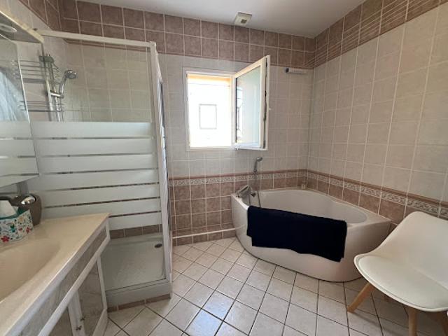 Vente Maison 6 pièces 160 m2 Cercoux