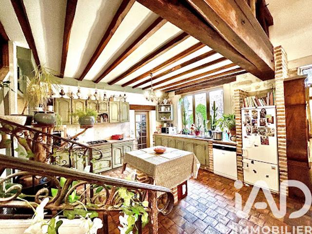 Vente Maison 6 pièces 160 m2 Chevry en Sereine
