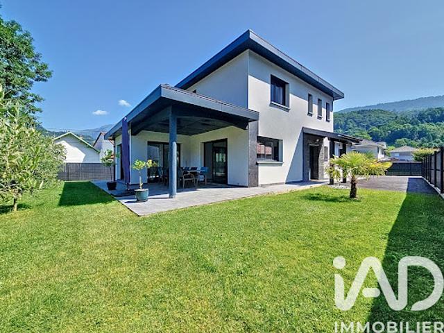 Vente Maison 6 pièces 160 m2 Cluses