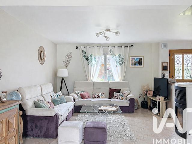 Vente Maison 6 pièces 160 m2 Etrépagny