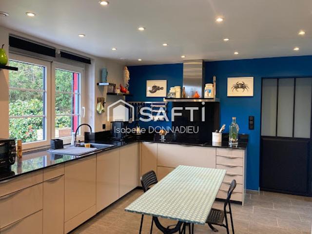 Vente Maison 6 pièces 160 m2 Grand Bourgtheroulde
