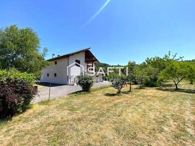 Vente Maison 6 pièces 160 m2 Izeaux