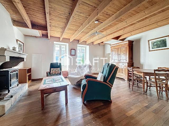 Vente Maison 6 pièces 160 m2 La Chapelle Saint Laurent