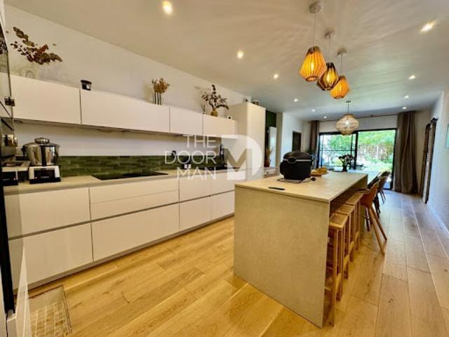 Vente Maison 6 pièces 160 m2 Laval