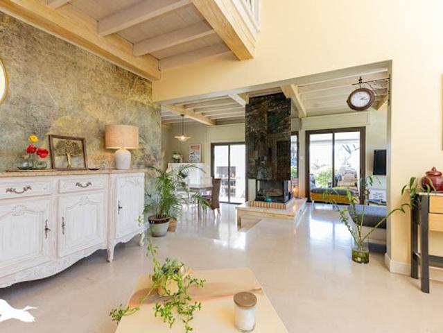 Vente Maison 6 pièces 160 m2 Poueyferré