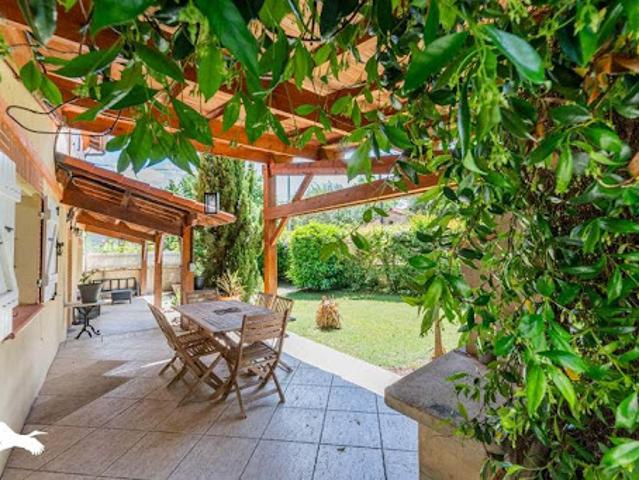 Vente Maison 6 pièces 160 m2 Rieumes