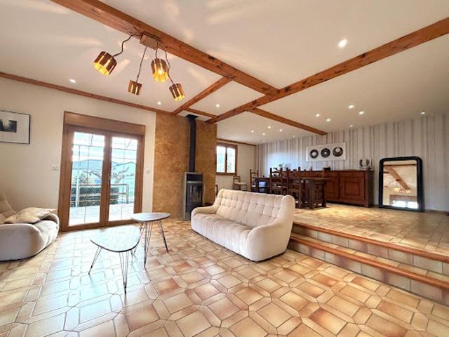 Vente Maison 6 pièces 160 m2 Génissieux