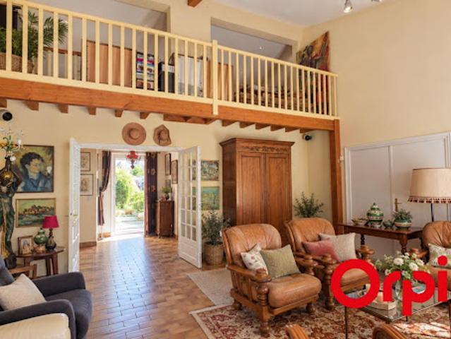 Vente Maison 6 pièces 160 m2 Saint Genis Laval