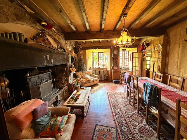 Vente Maison 6 pièces 160 m2 Talizat