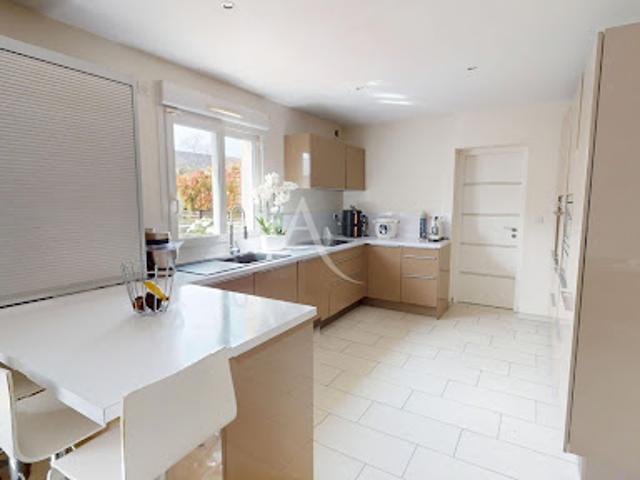 Vente Maison 6 pièces 160 m2 Tremblay en France