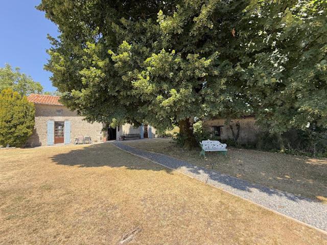 Vente Maison 6 pièces 161 m2 Bellon