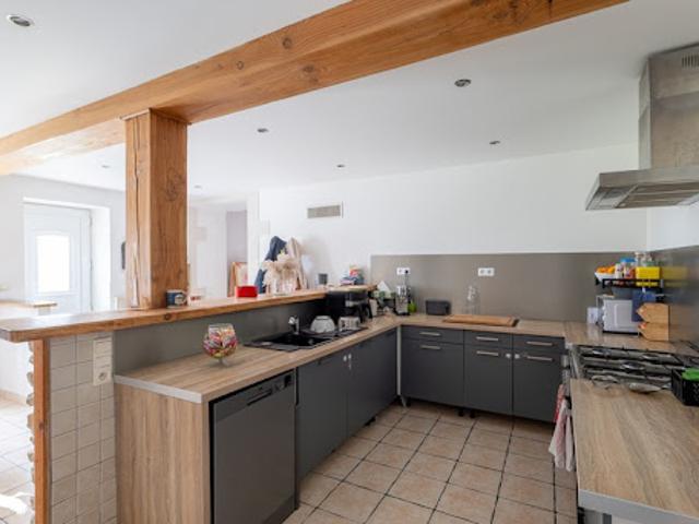 Vente Maison 6 pièces 161 m2 Echebrune