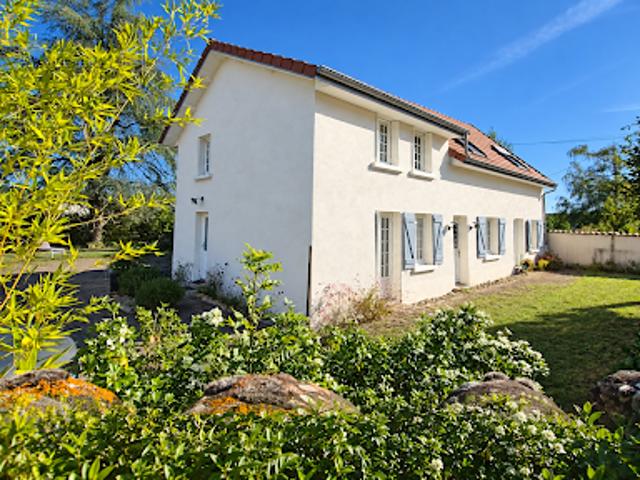 Vente Maison 6 pièces 161 m2 Saint Chef