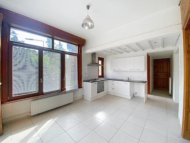 Vente Maison 6 pièces 161 m2 Solesmes