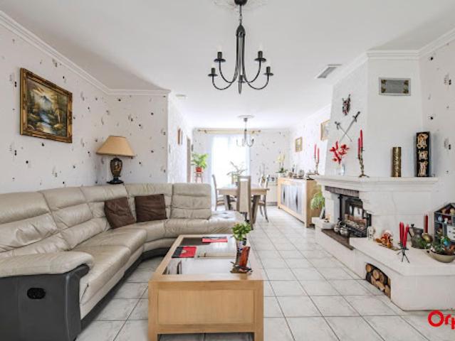 Vente Maison 6 pièces 162 m2 Nogent l'Artaud