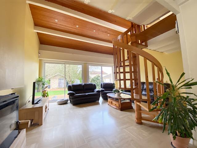 Vente Maison 6 pièces 162 m2 Angouleme