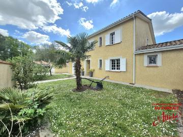 Vente Maison 6 pièces 162 m2 Labastide Saint Sernin