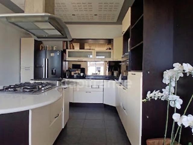 Vente Maison 6 pièces 162 m2 Reze