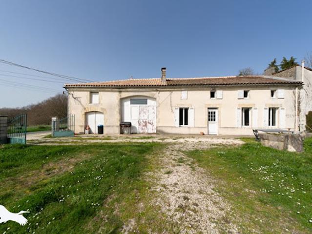 Vente Maison 6 pièces 163 m2 Montendre