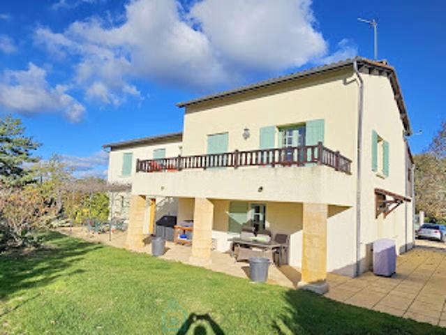 Vente Maison 6 pièces 163 m2 Cénac et Saint Julien