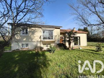 Vente Maison 6 pièces 163 m2 Lusignan