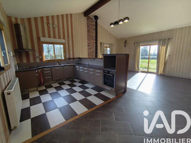 Vente Maison 6 pièces 163 m2 Lusignan