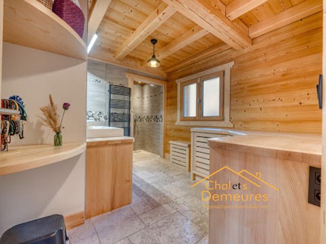 Vente Maison 6 pièces 174 m2 Saint Nicolas la Chapelle