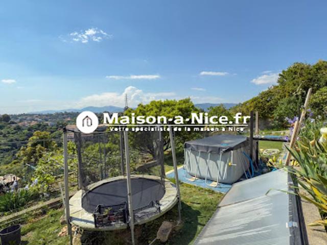Vente Maison 6 pièces 174.87 m2 Nice