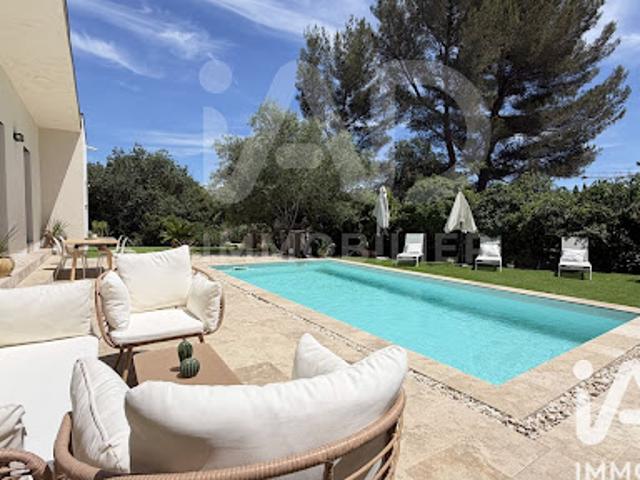 Vente Maison 6 pièces 175 m2 Nimes