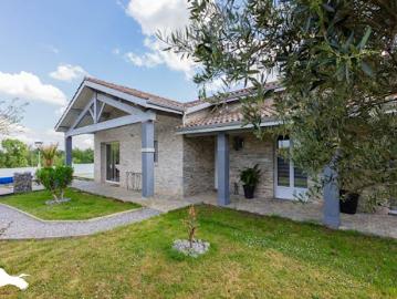Vente Maison 6 pièces 175 m2 Nougaroulet