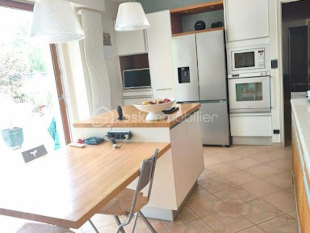 Vente Maison 6 pièces 175 m2 Oisseau