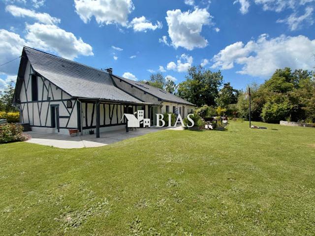 Vente Maison 6 pièces 175 m2 Bourg Achard