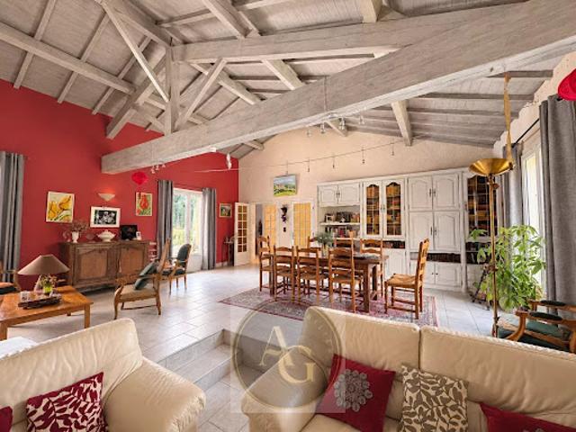 Vente Maison 6 pièces 175 m2 Laurac