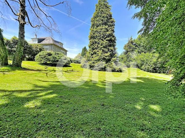 Vente Maison 6 pièces 175 m2 Perpezac le Noir