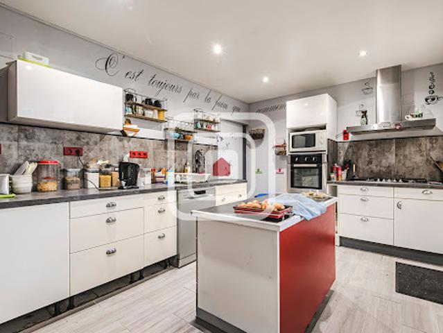 Vente Maison 6 pièces 175 m2 Signy l'Abbaye